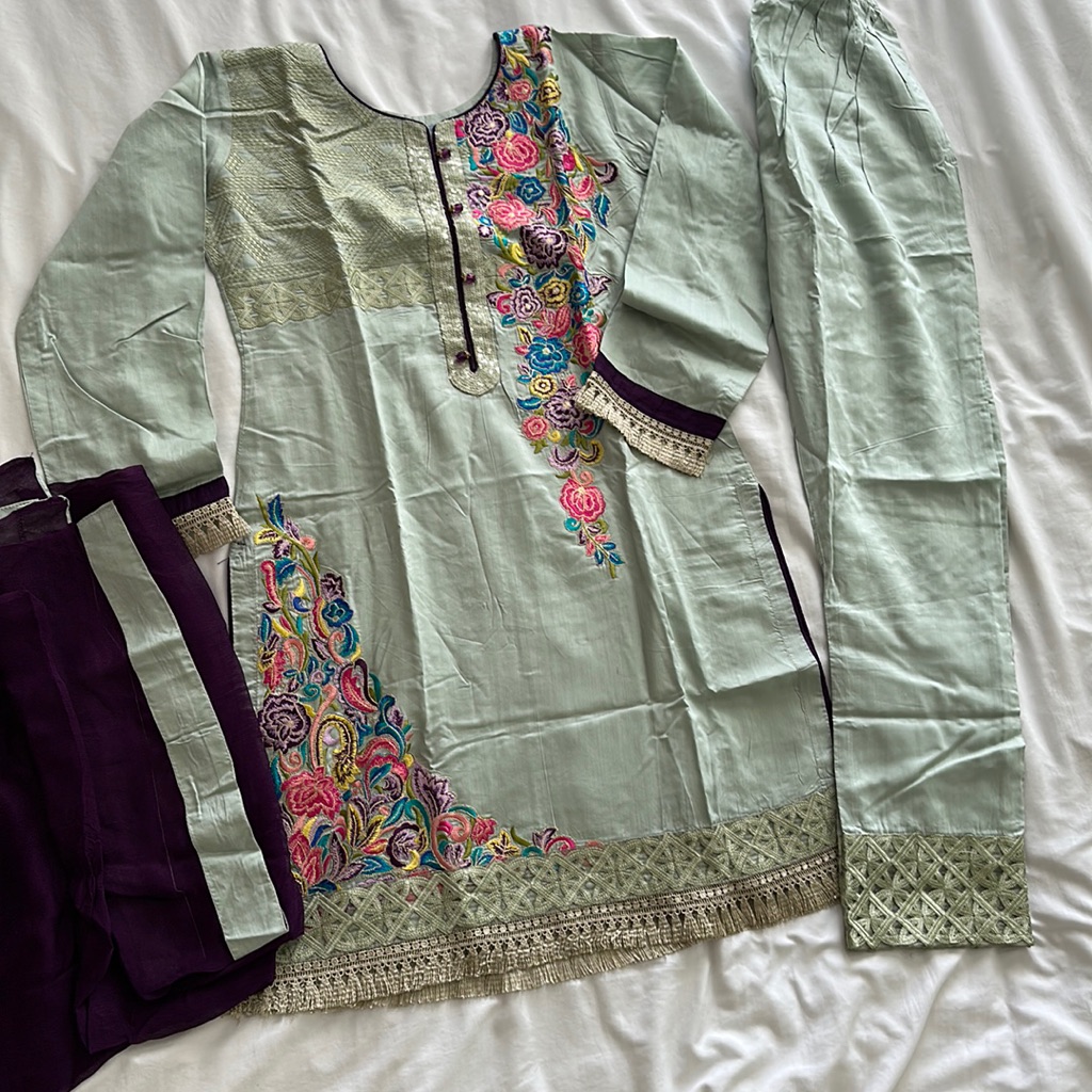 3pc Pakistani Dress Simple Light Green Brand New